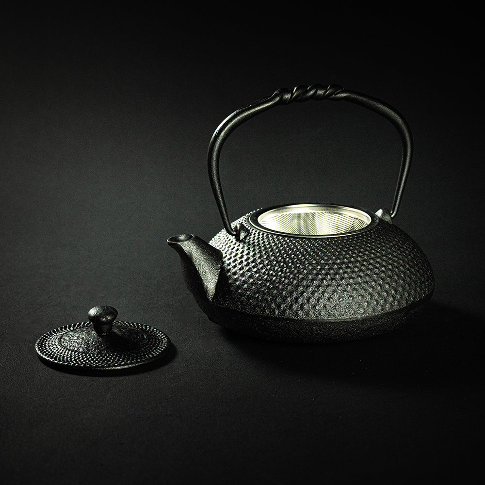 Nambu Ironware Small Teapot Arale 0.5L