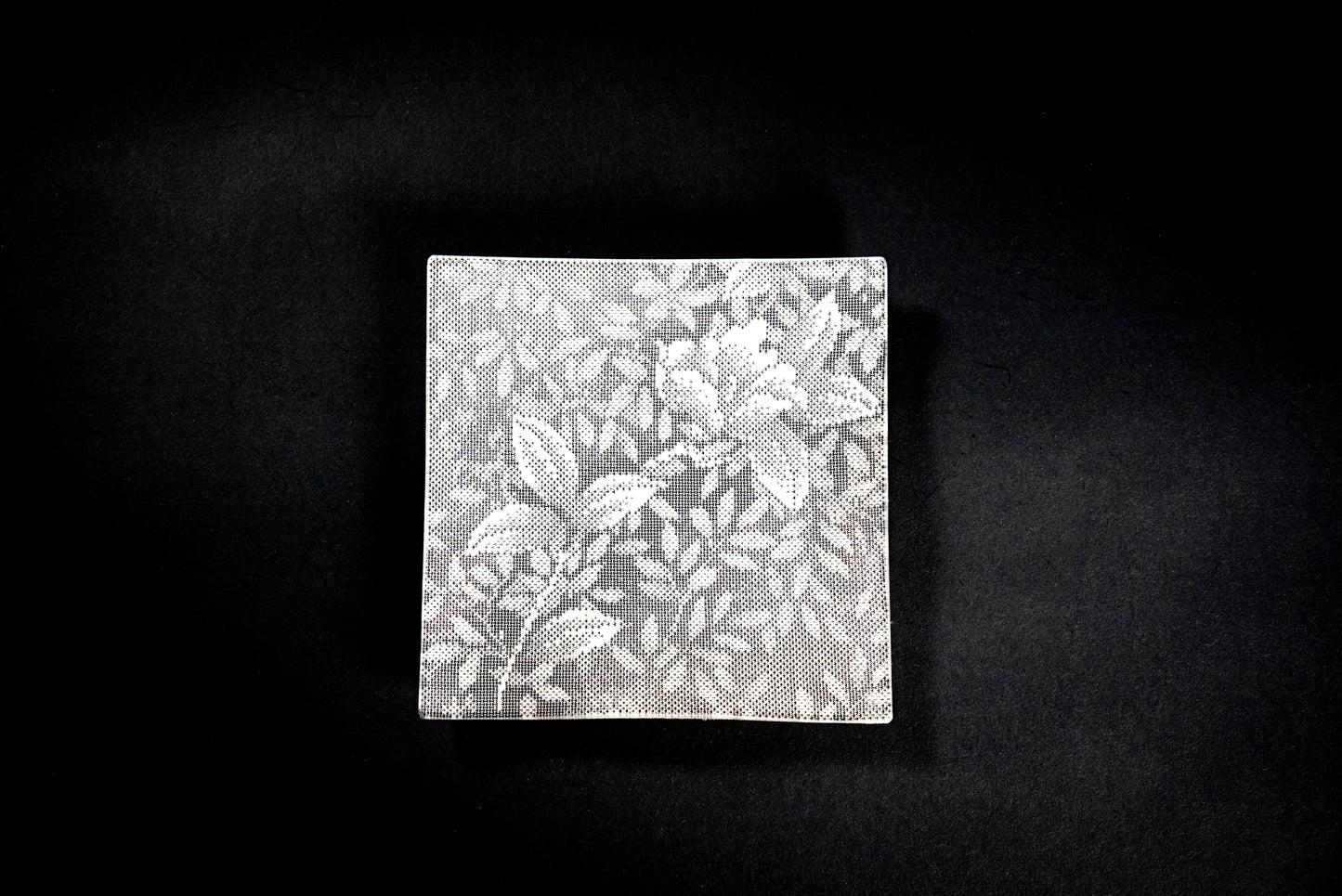 Oshima Tsumugi square plate 13cm checkered pattern
