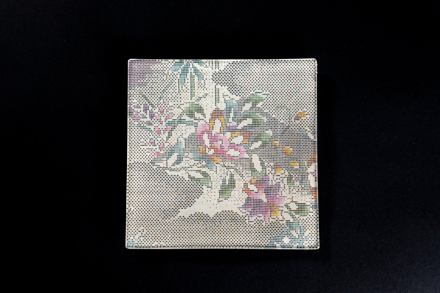 Oshima Tsumugi square plate 13cm checkered pattern